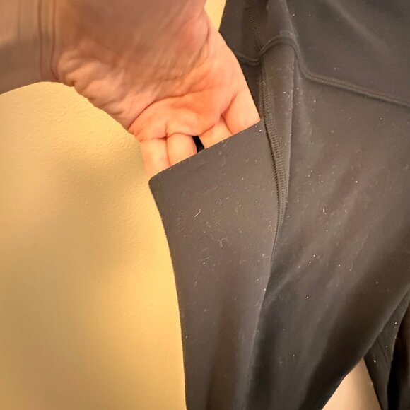 Lululemon align leggings with pockets size 12 - Picture 3 of 9